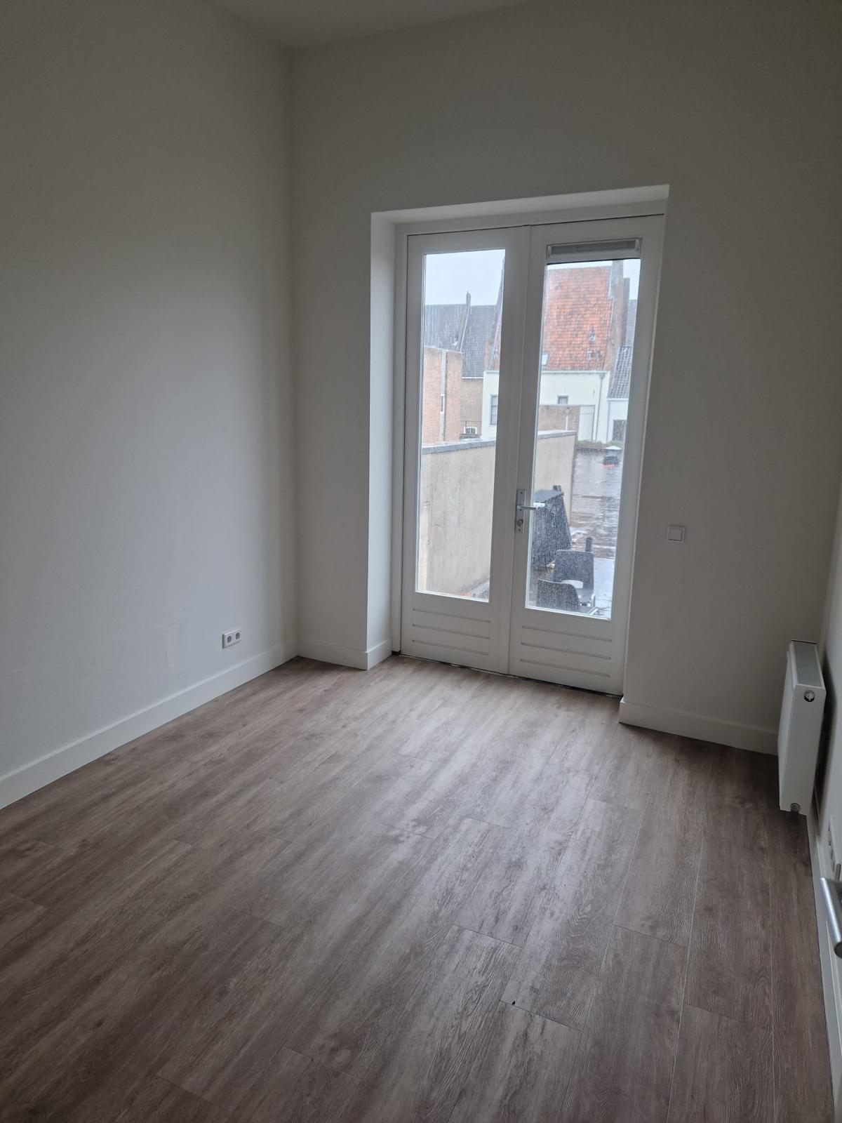 Photo 14 of Beukerstraat 41-A