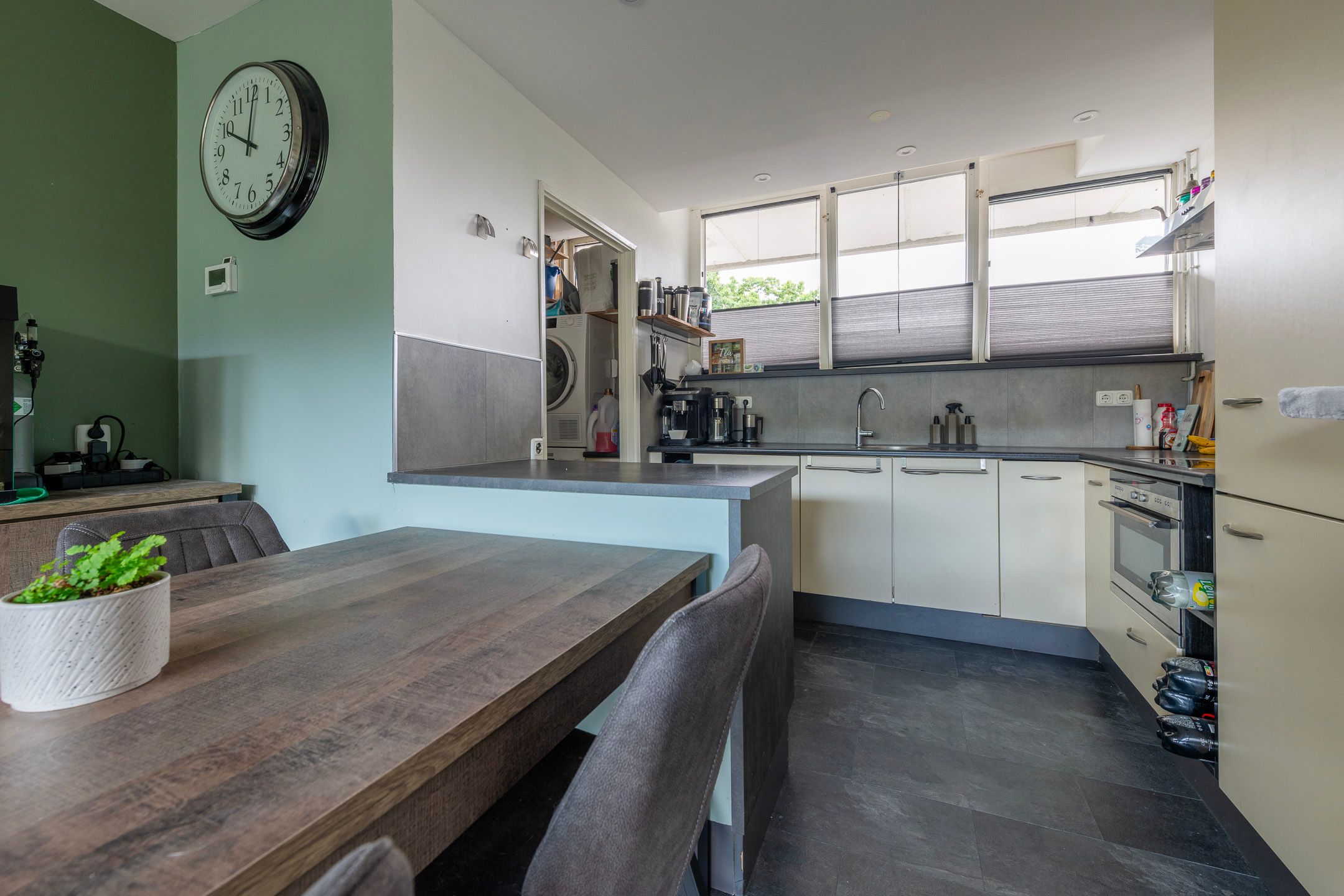 Photo 6 of Anna Paulownalaan 65