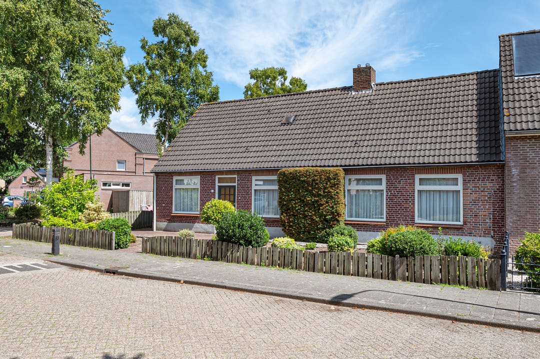 Foto 37 van Rietstraat 10