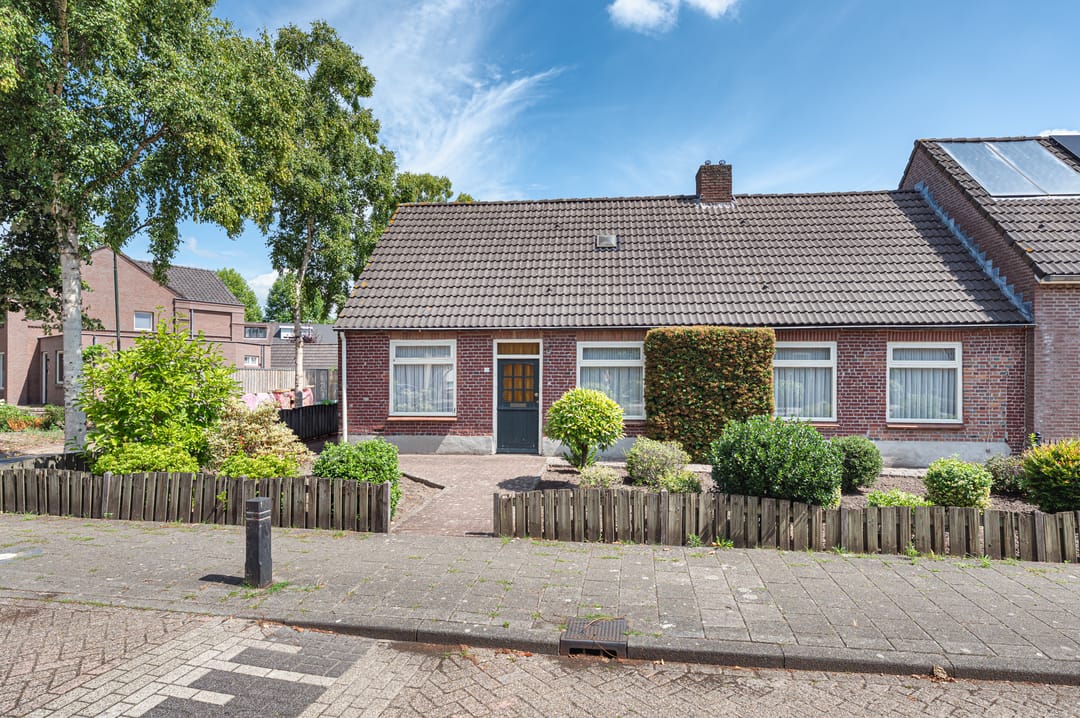 Foto 38 van Rietstraat 10