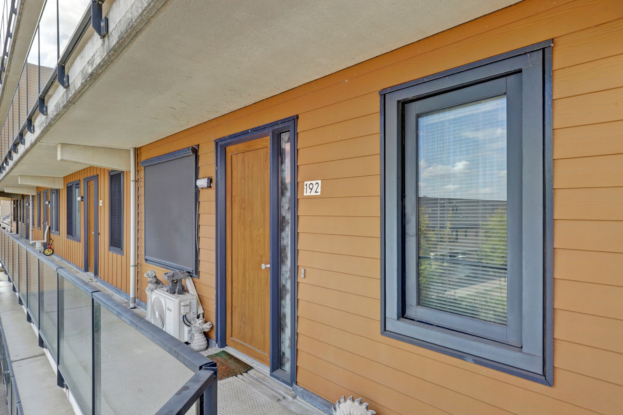 Foto 6 van Avenue Carré 192