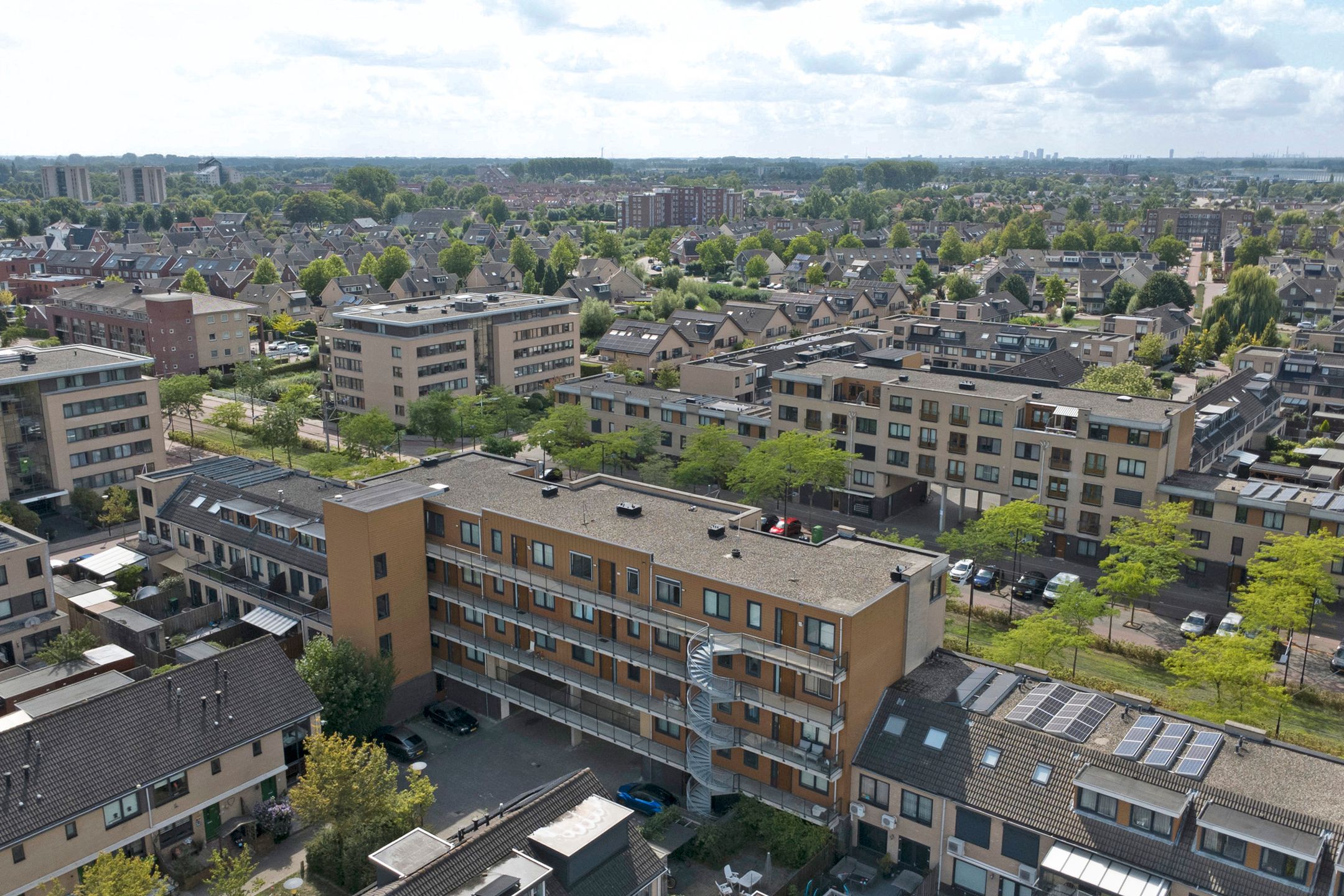 Foto 30 van Avenue Carré 192