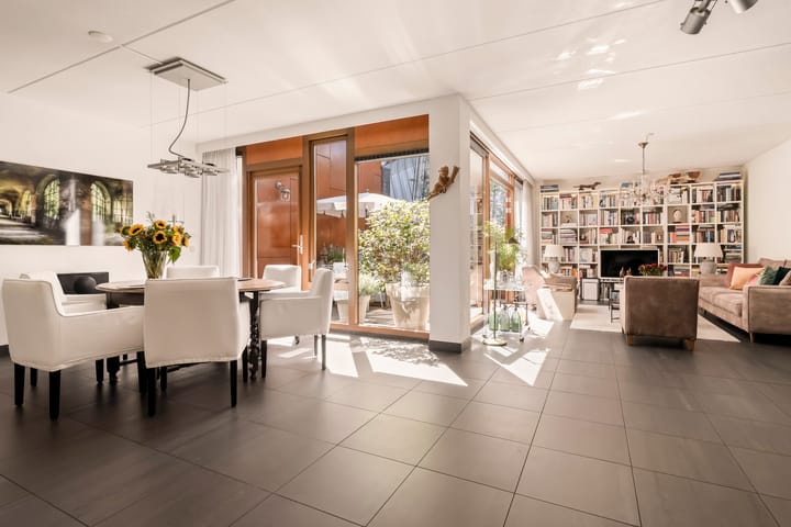 Foto 2 van Arent Janszoon Ernststraat 186