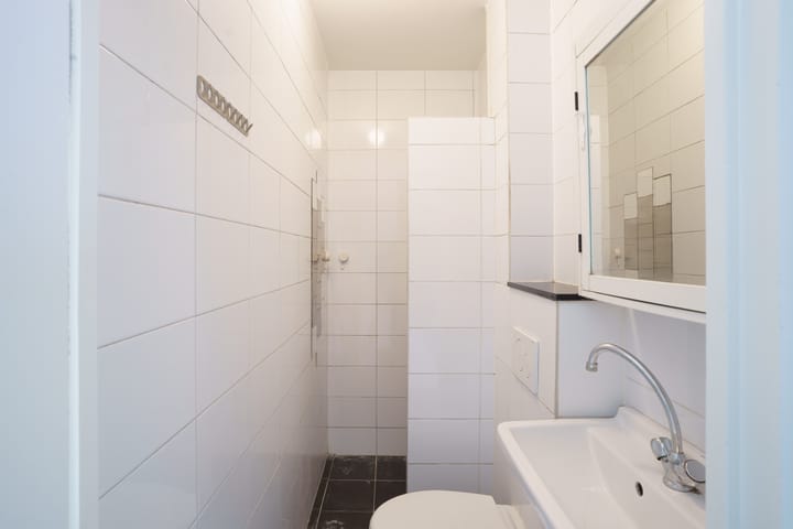 Foto 11 van Van Adrichemstraat 71