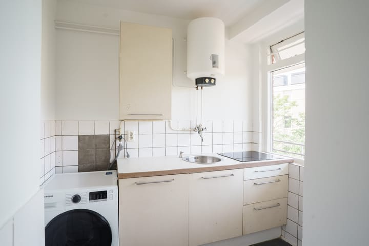 Foto 12 van Van Adrichemstraat 71