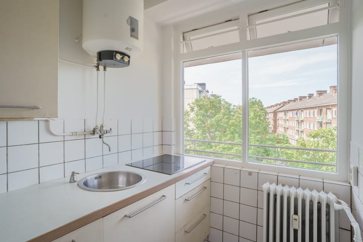 Foto 13 van Van Adrichemstraat 71