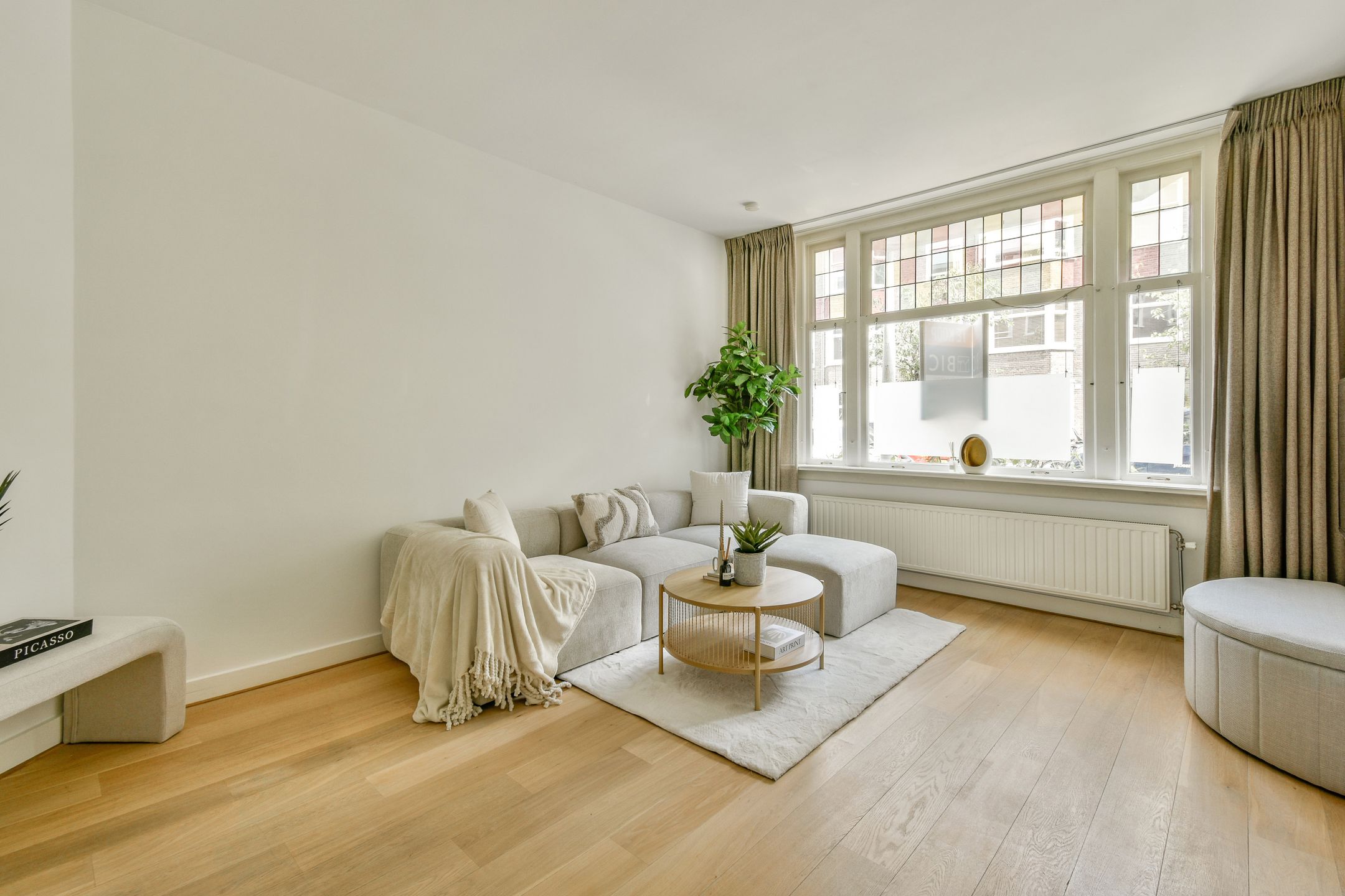 Photo 3 of Boterdiepstraat 42-H