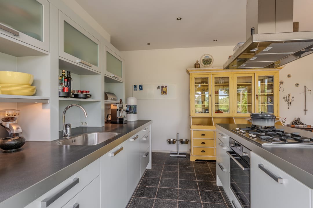 Foto 22 van Weenderstraat 35