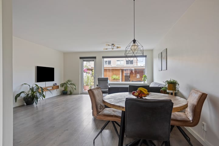 Foto 12 van Pereboomweg 19