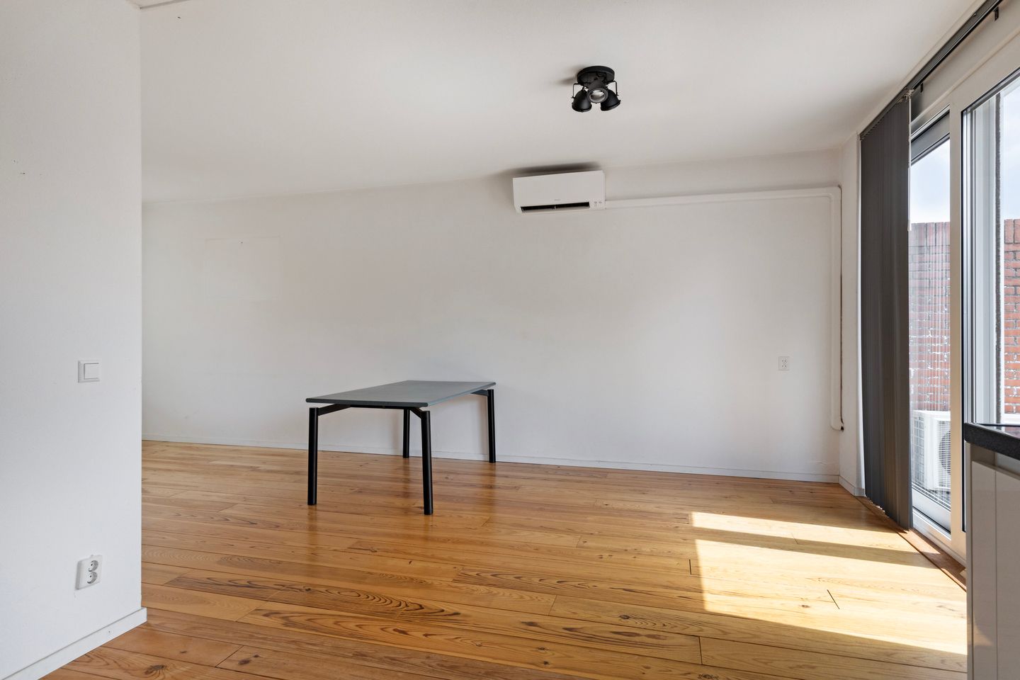 Photo 19 of Haringvlietstraat 53