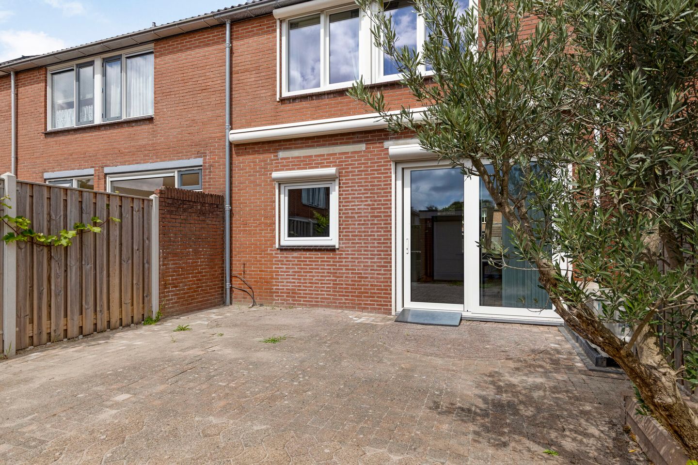 Photo 35 of Haringvlietstraat 53