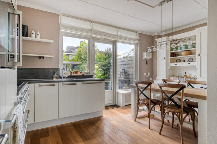 Foto 2 van Mozartstraat 244