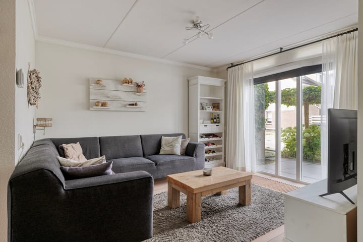 Foto 12 van Mozartstraat 244