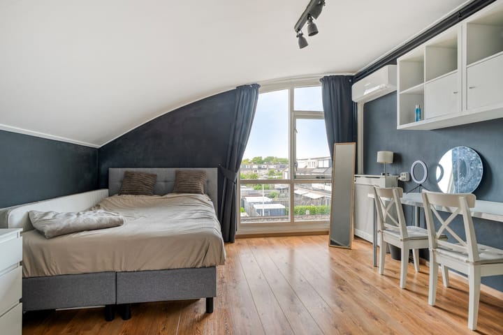 Foto 43 van Mozartstraat 244