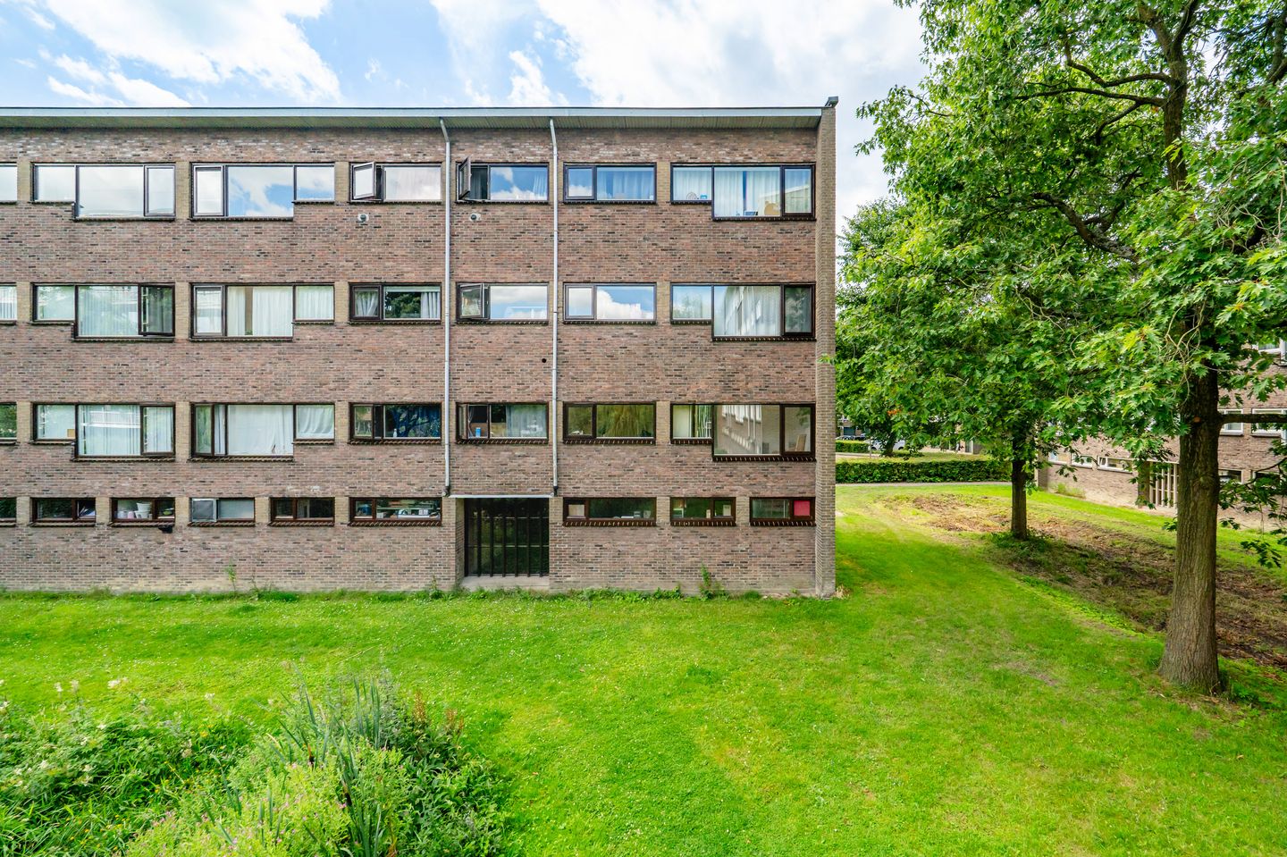 Foto 34 van Julianaplantsoen 241