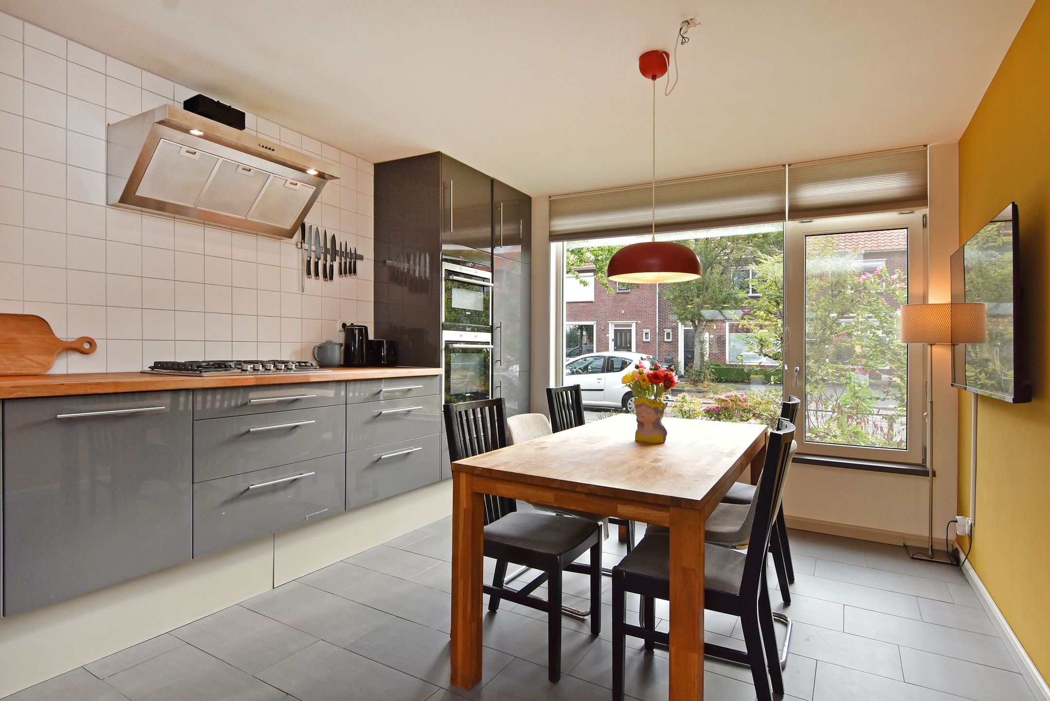 Foto 15 van Emmastraat 82