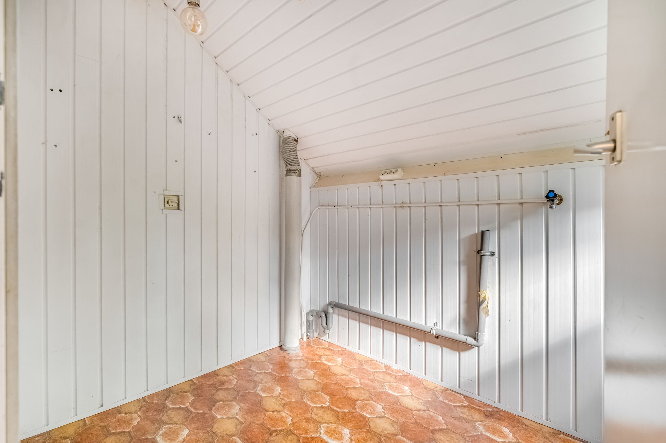 Photo 21 of Roghorst 114