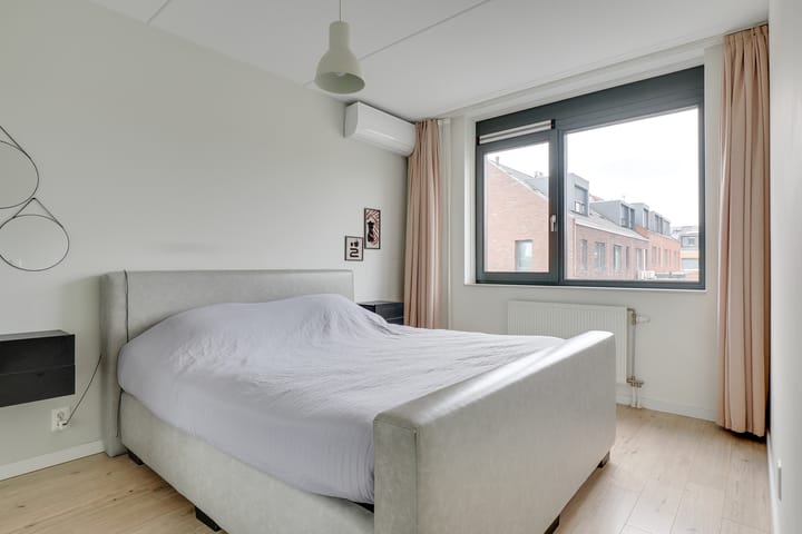 Foto 27 van Valeriaanweg 249