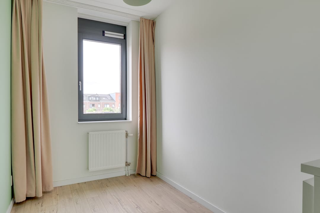 Foto 37 van Valeriaanweg 249