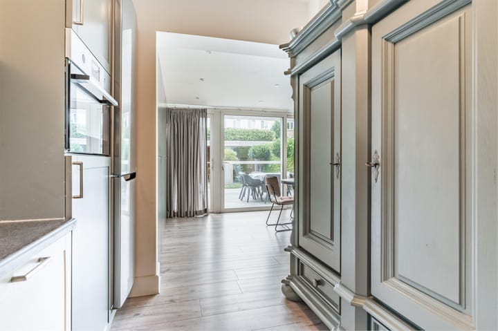 Photo 16 of Dr. Abraham Kuyperlaan 3-A