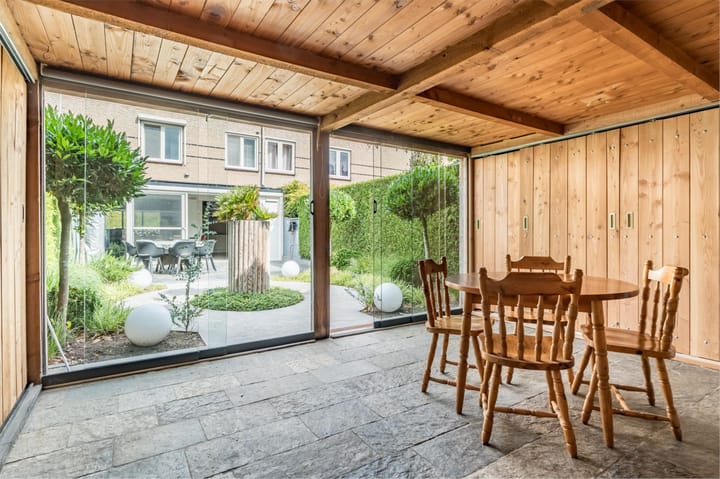 Photo 41 of Dr. Abraham Kuyperlaan 3-A