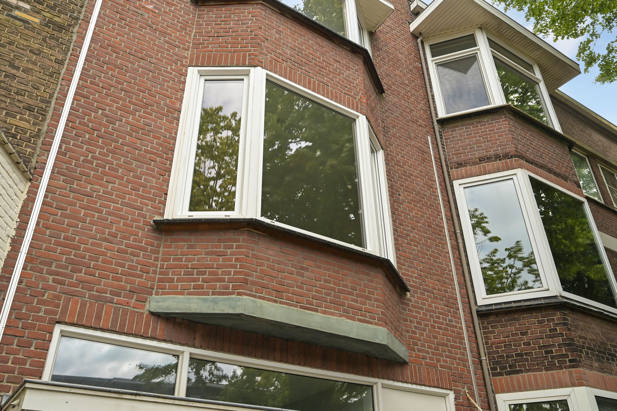 Foto 3 van Caan van Necklaan 25