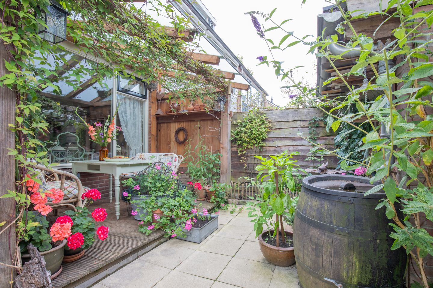 Foto 4 van Gerard Doulaan 6