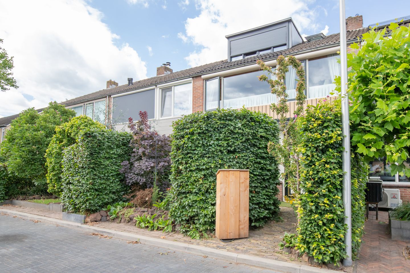 Foto 35 van Gerard Doulaan 6