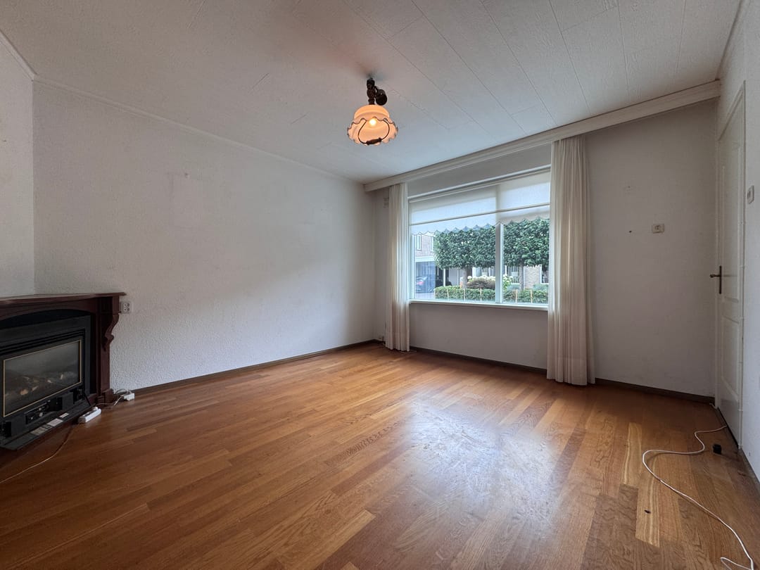 Photo 2 of Prins Bernhardlaan 33