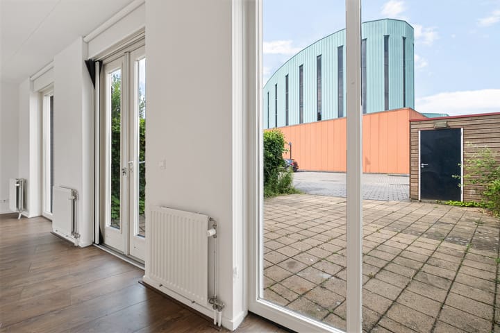 Photo 12 of Oldenzaalsestraat 1-18