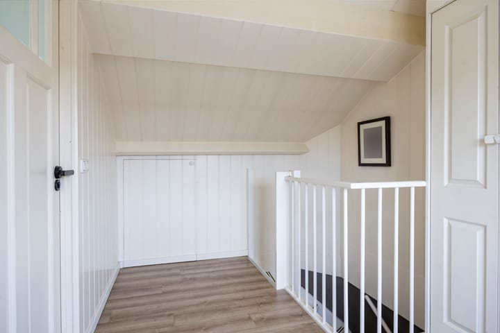 Photo 27 of Korenbloemweg 10