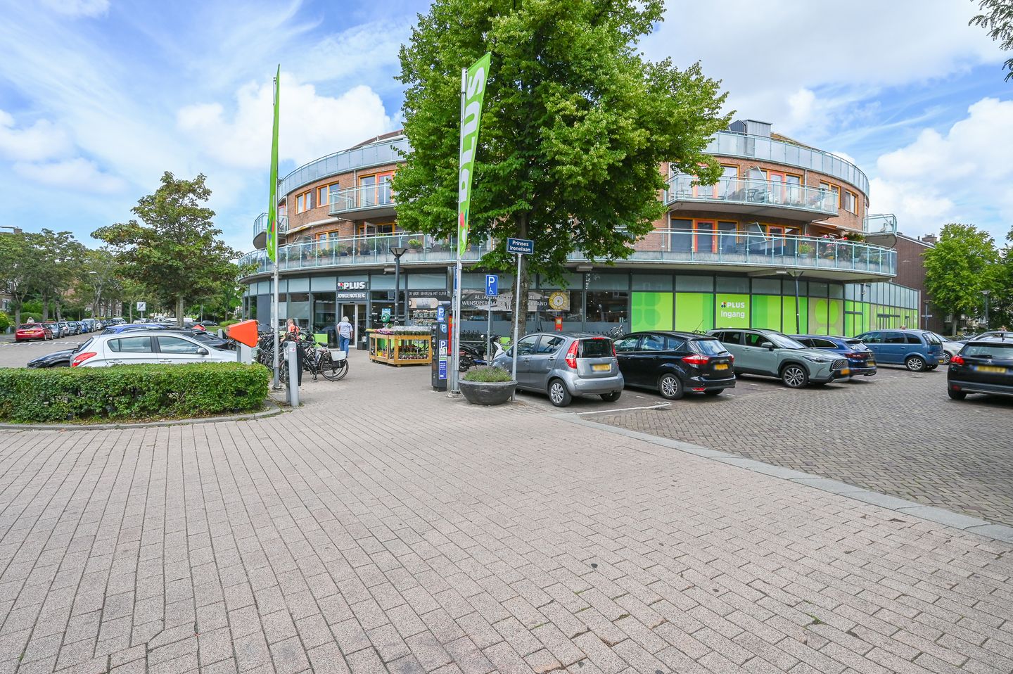 Foto 25 van Minister Aalberselaan 90