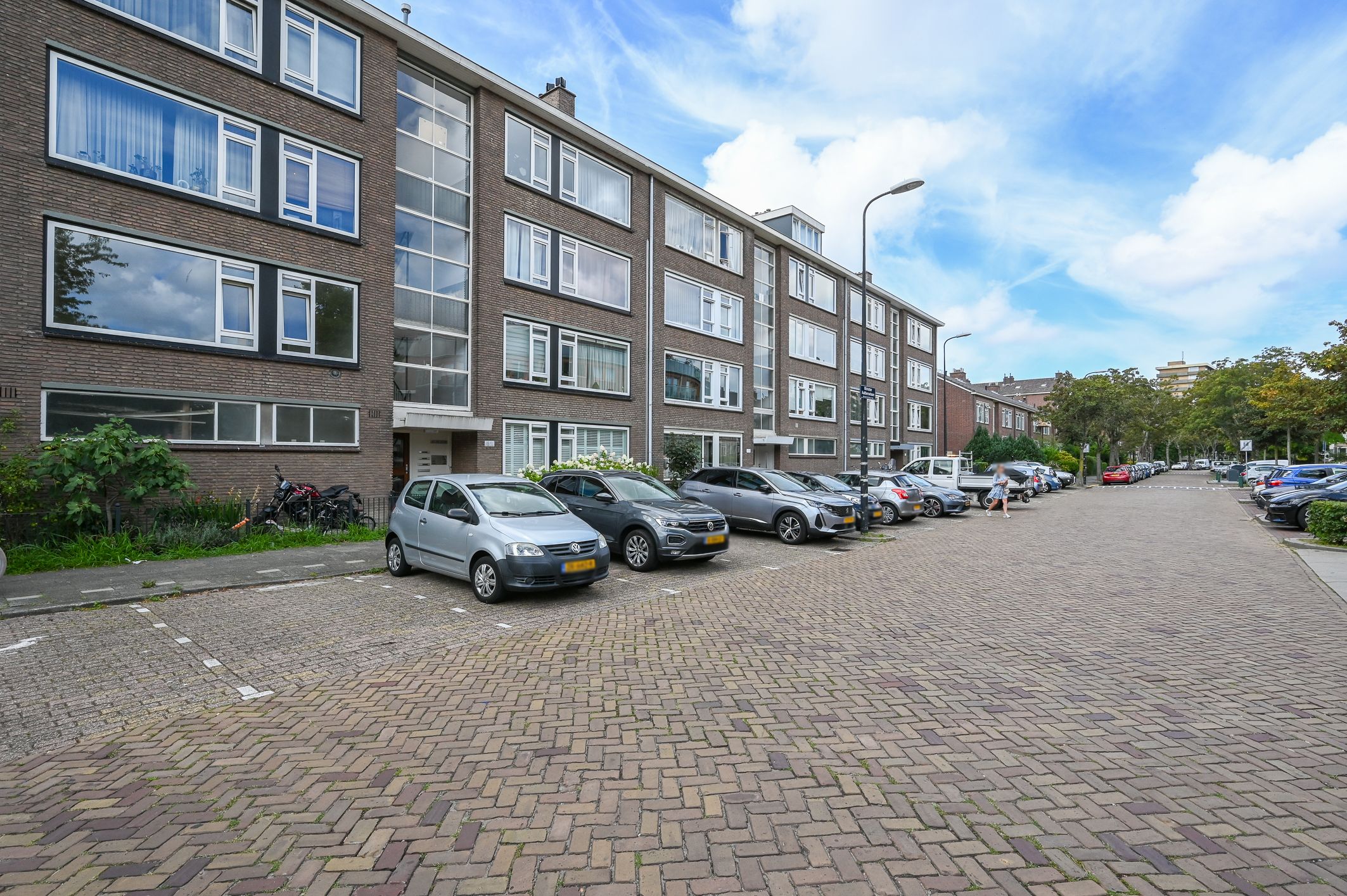 Foto 27 van Minister Aalberselaan 90