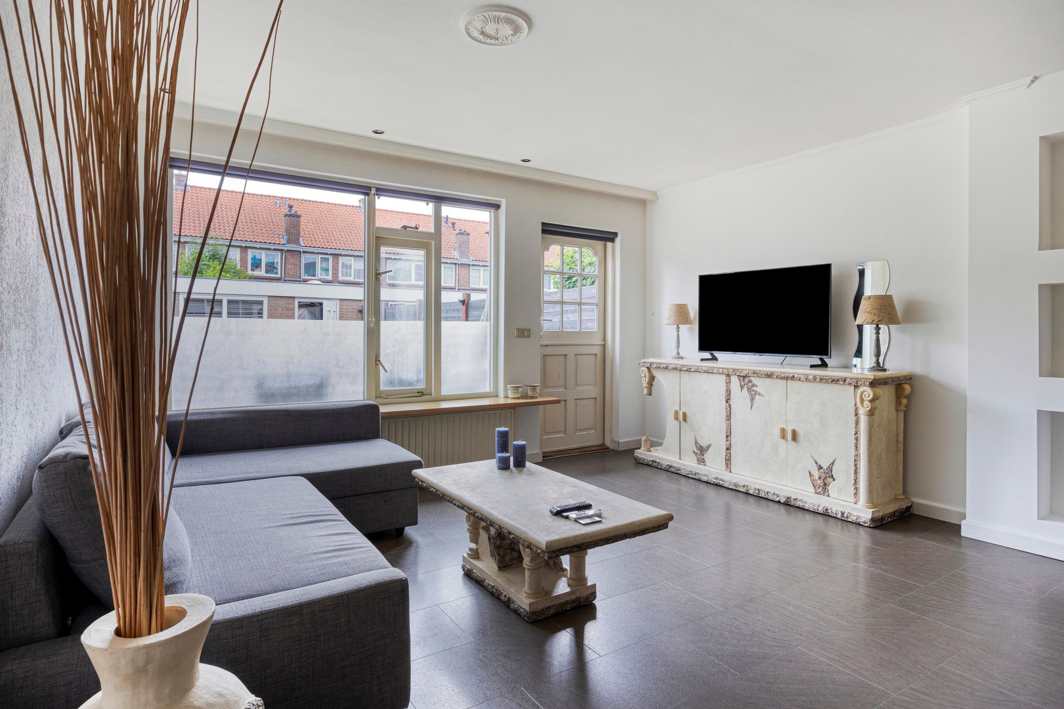 Photo 3 of Haagdoornstraat 73