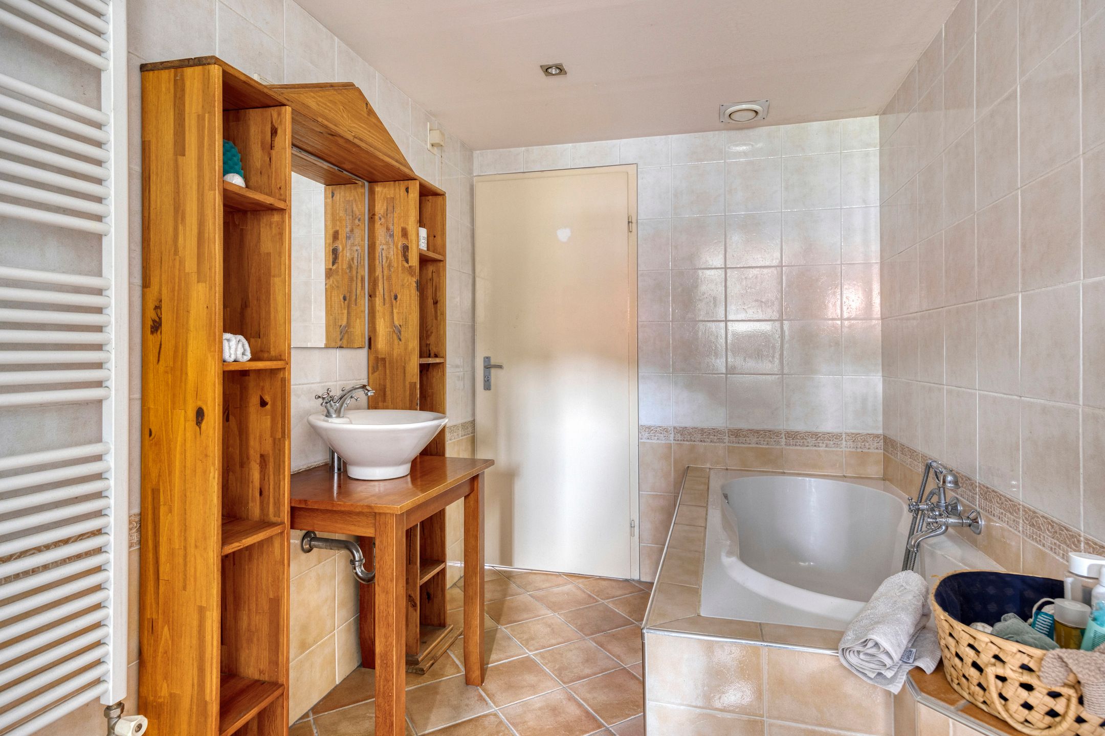 Photo 15 of Haagdoornstraat 73