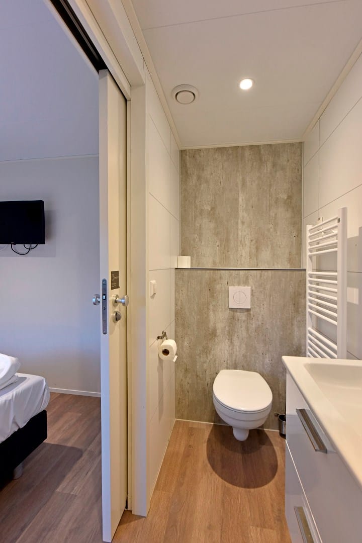 Photo 24 of Zeedijk 24-952