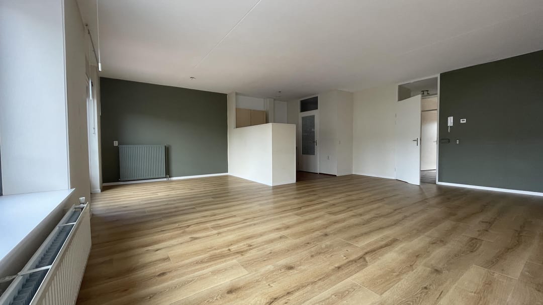 Foto 11 van Beneluxlaan 14