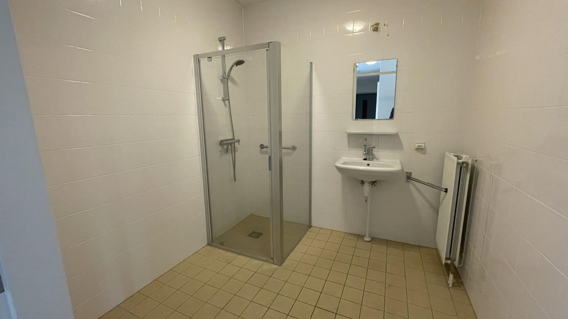 Foto 12 van Beneluxlaan 14