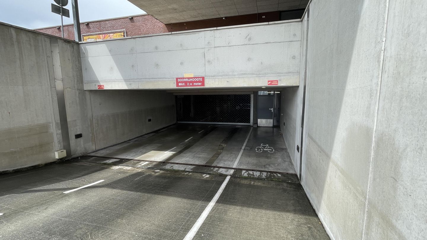 Foto 19 van Beneluxlaan 14