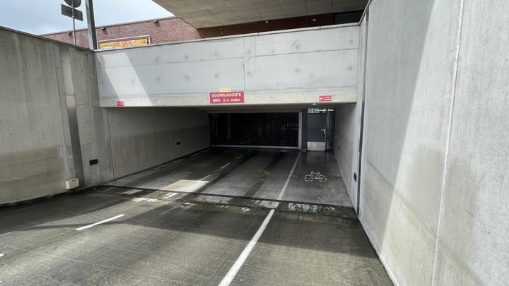 Foto 19 van Beneluxlaan 14