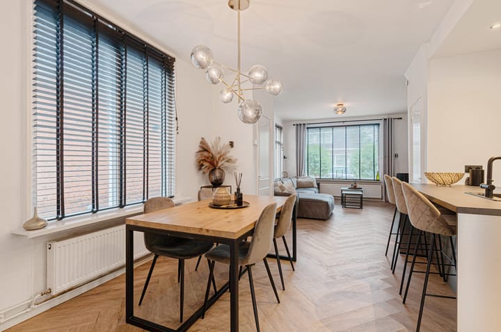 Foto 15 van Oudewerfslaan 27