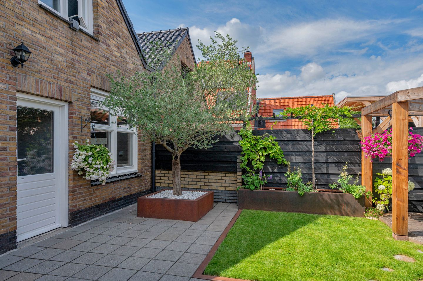 Foto 29 van Oudewerfslaan 27