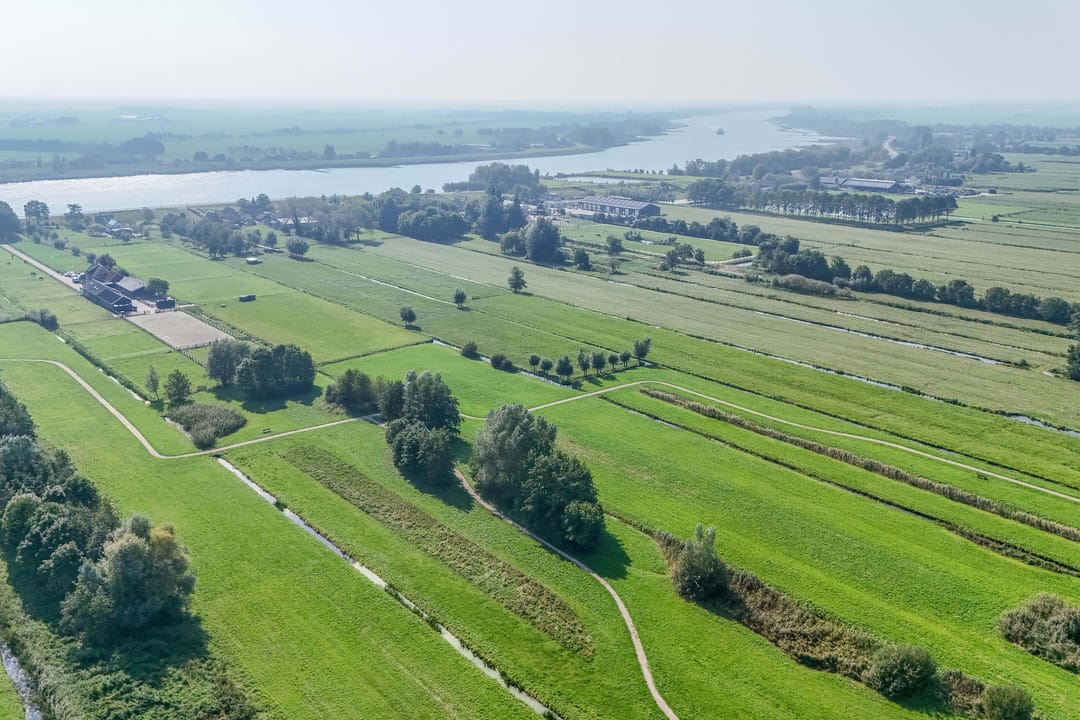 Photo 13 of Parallelweg 11-B