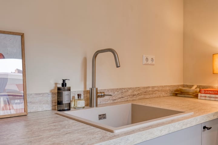 Photo 16 of Haarlemmerstraat 144-C