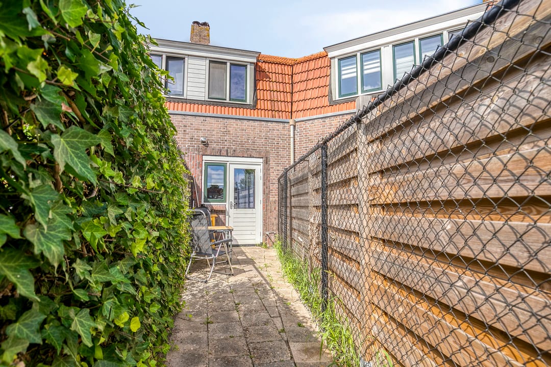 Photo 22 of Jasmijnstraat 2