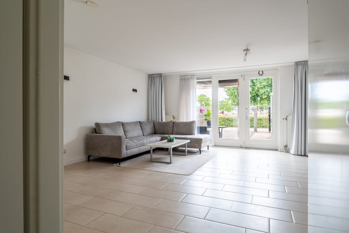 Foto 8 van Nijkampvaart 142