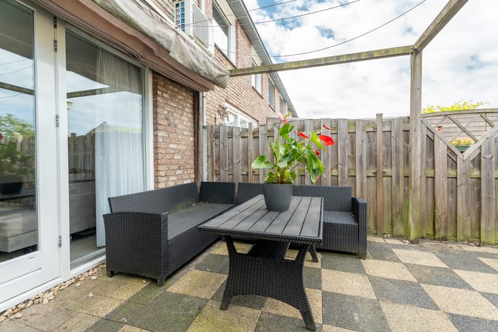 Foto 33 van Nijkampvaart 142