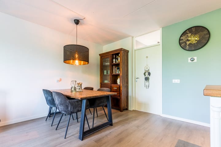 Foto 12 van Radboudgracht 8