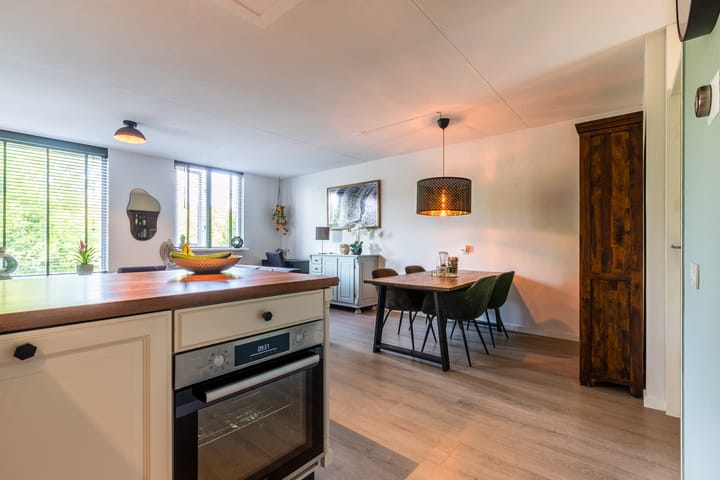 Foto 15 van Radboudgracht 8