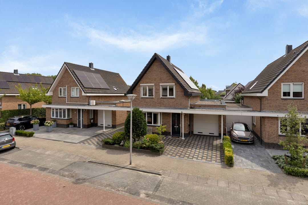 Foto 1 van Plaggenweide 8